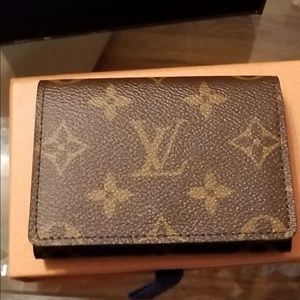 SOLD 🔥🔥🔥LouisVuitton mini Wallet